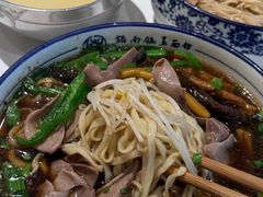 -镇南锅盖面馆(解放路店)