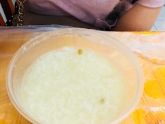 -蓝精灵饺子店