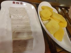 -亮欢寨酸汤鱼(沙冲路店)
