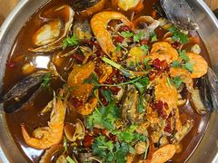 -老东镇啤酒屋海鲜加工·蒸汽海鲜·海鲜烧烤(台东店)