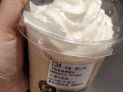 -瑞幸咖啡(东直门枢纽店)