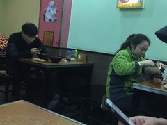 大堂-丽虹云南过桥米线(兴工街店)