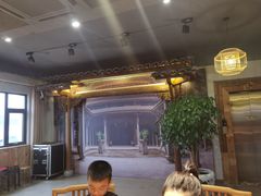 -头上红煨盐鸡·非遗院子餐厅
