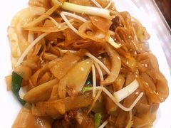 干炒牛肉河粉-阿政粤小馆(中央大街店)