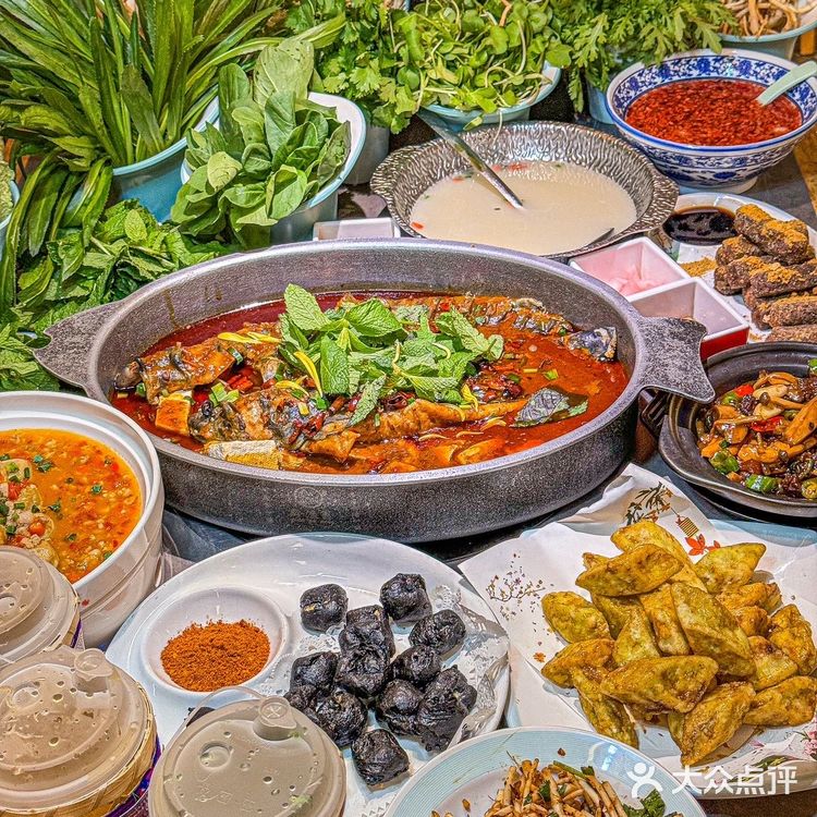 在杭州！带你领略苗族风味美食😌