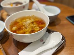 银耳桃胶莲子-彬媽糖水(万象天地店)
