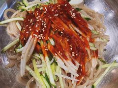 韩式冷面-吴草鸡爪오초닭발韩食堂(融恒盈嘉中心店)