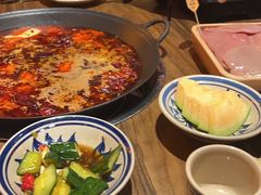 -旧街市鲜货老火锅(大光路店)