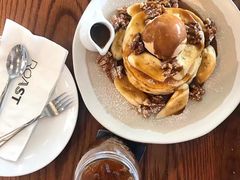 -ROAST coffee & eatery