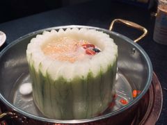 -得意咚瓜·顺德鱼生·冬瓜火锅(深圳首店)