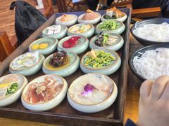 -桥香园过桥米线(国贸店)