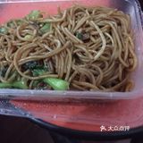 餐饮店，商场都没有开门，快递也就有邮政，顺丰