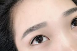 -轻妆Feel·半永久纹眉眼线