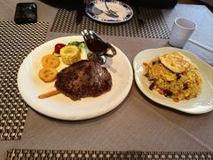 -敦煌山庄摘星阁