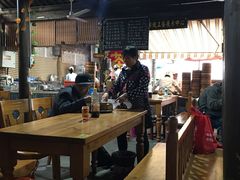 -忆秦园小笼包(惠山古镇总店)