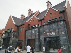 -钟书阁(松江泰晤士小镇店)