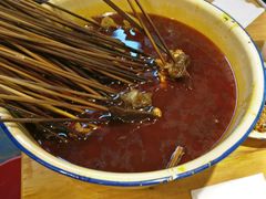 -拈签一笑黄牛肉辣卤串串