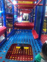 -动力星球家庭亲子游乐中心