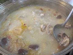 -15年老字号鑫鑫猪肚鸡·椰子鸡海南火锅(兴隆华侨农场店)