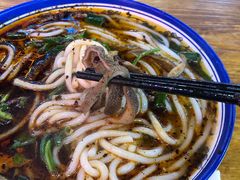 -八一路好吃街(雨田商务大厦店)