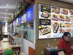 -桥香园过桥米线(国贸店)