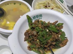 -绿草地·湘菜(7mall店)