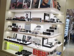 -宝岛眼镜(群光广场店)