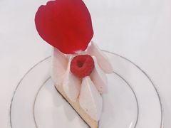 树莓酸奶芝士-PETIT PARIS 小巴黎(凯德1818店)