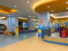 -戊辰亲子游泳俱乐部