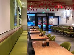 大堂-南城香·饭香串香馄饨香(红军营店)