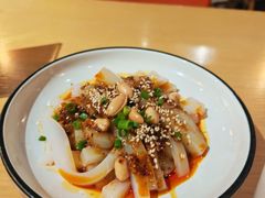-渝信川菜 · 川味家常菜(财富购物中心店)