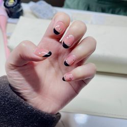 -UGIRL有个美甲