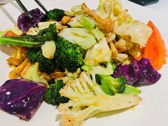 黑松露椰子油炒杂菜-闻见中国海南菜(K11店)
