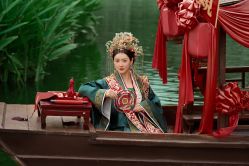 -乐派诗婚纱摄影