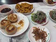 -尹记门钉肉饼(丰台站店)
