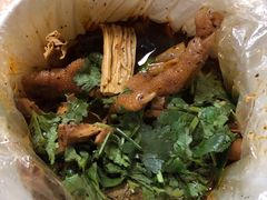 隔壁买的卤味-老兵麻辣烫(世欧王庄店)