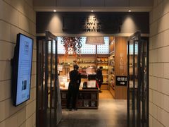 -百新书局(尚悦湾店)