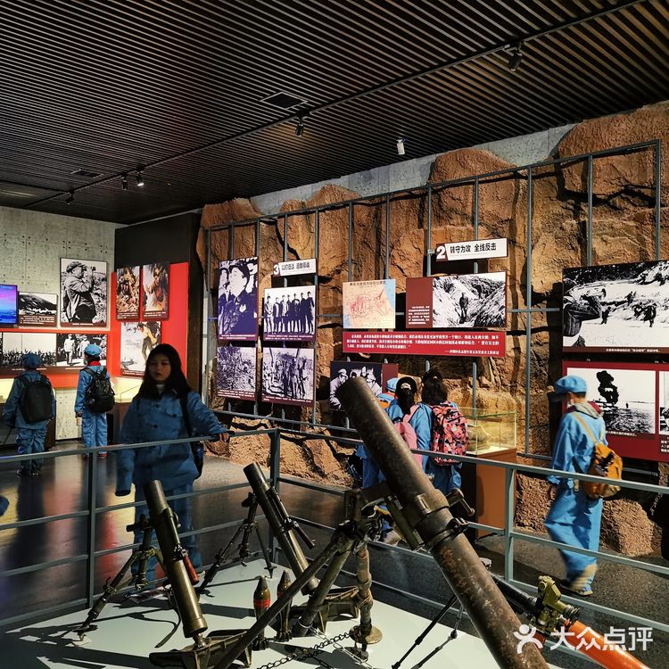 旅游景点的美食让我真香了