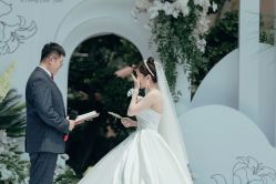 -欣薇婚纱(新源乐汇城店)