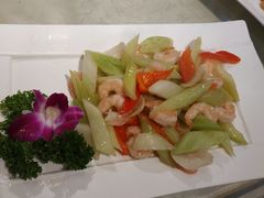 -阿三鱼头泡饼·家常菜