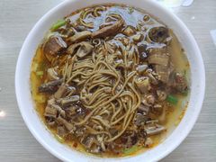 -崇州余荞面(落虹桥店)