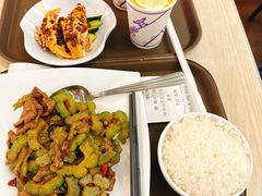 凉瓜牛肉饭-太兴烧味餐厅(香港机场店)