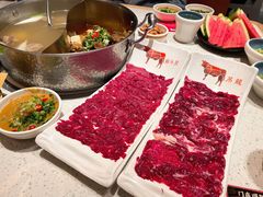 吊龙-左庭右院鲜牛肉火锅(环球港店)