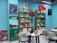 -拍刻风照相馆(浦江城市生活广场店)
