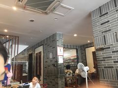 等位区-温粥人(春晖路店)