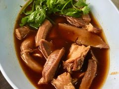 -Kha Mu Charoensang(Silom)