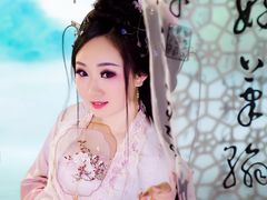 -九月鹰飞汉服摄影工作室
