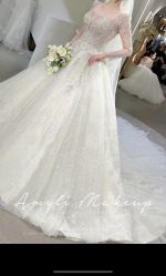 -艾米丽婚纱礼服