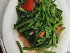 -肥仔文澳门猪骨煲(南京西路店)