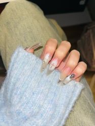 -UGIRL有个美甲